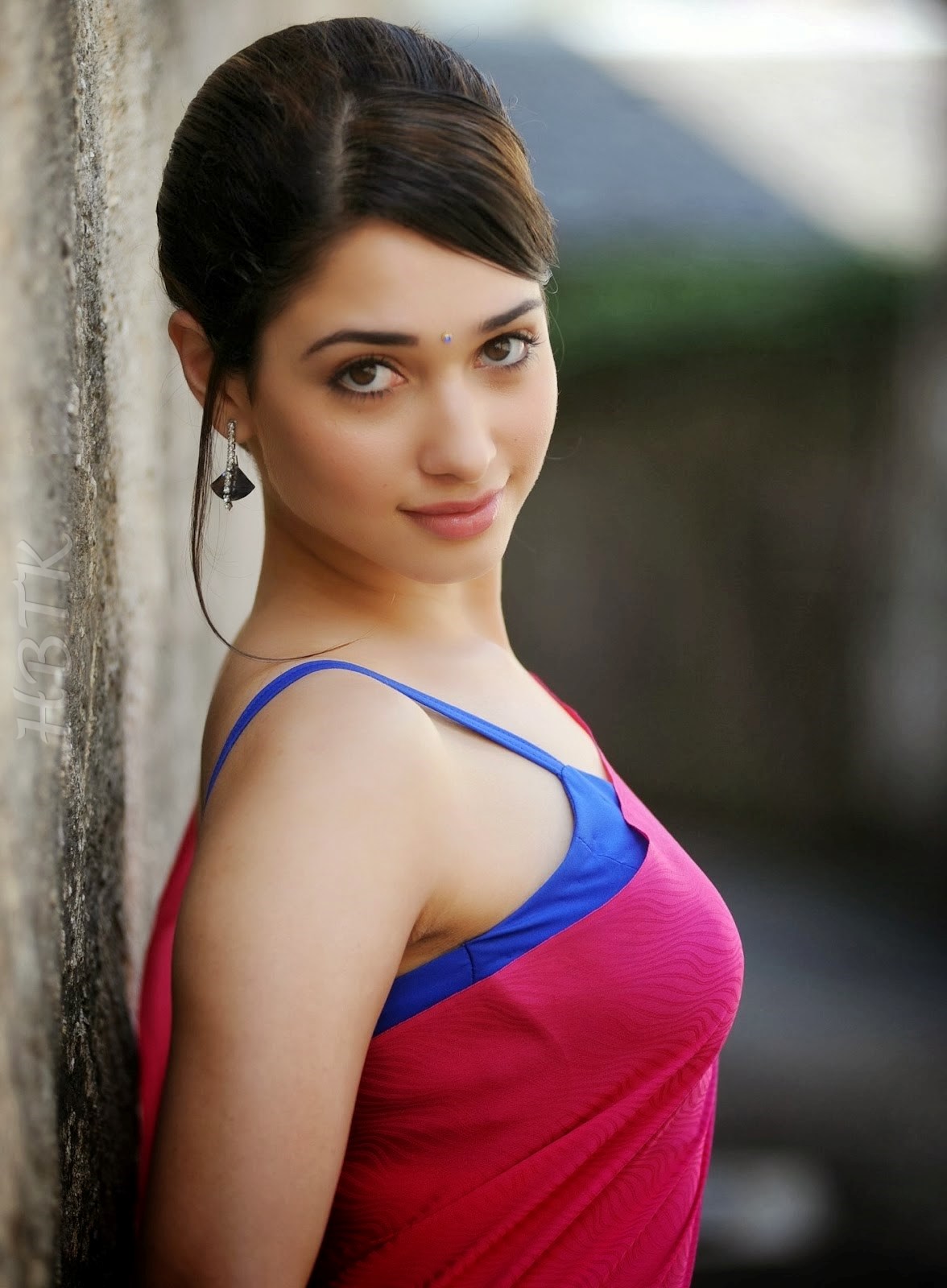 Hbtkollywood Tamanna Bhatia Looking Gorgeous In Pink And Blue Sari Wearing Sleeveless Blouse Hbtkollywood Tamanna Bhatia Looking Gorgeous In Pink And Blue Sari Wearing Sleeveless Blouse