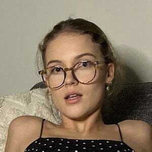 Sarah Amp 39 S Top 5 Onlyfans Secrets Osmo Digital Hub