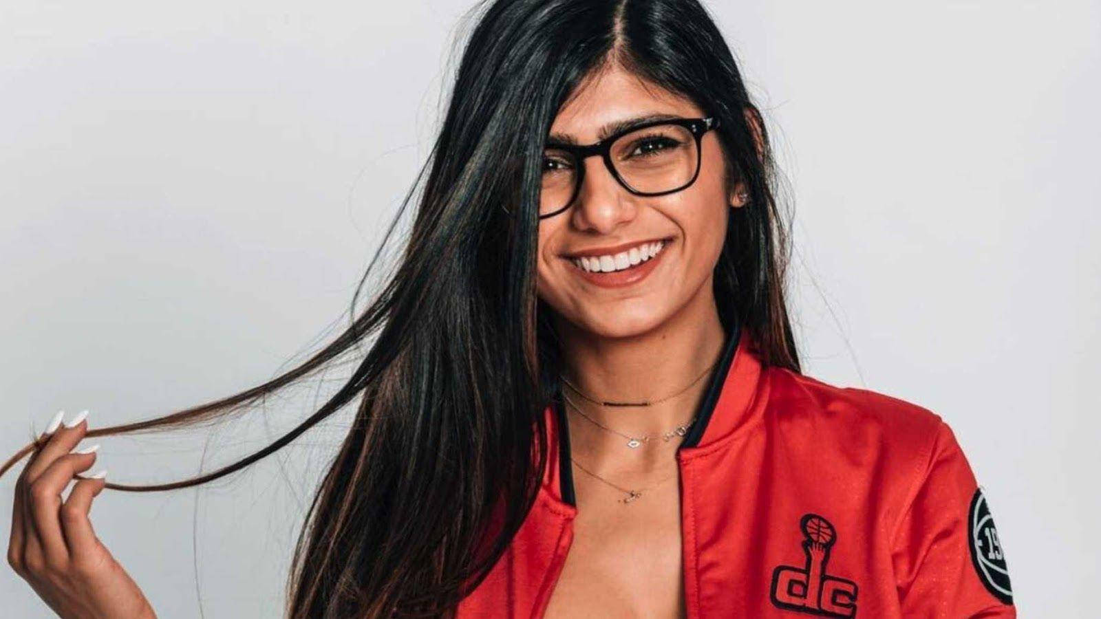Who Is Mia Khalifa Amp 39 S Boyfriend And Are They Still Together Descubra A Emo O Dos Jogos Online Who Is Mia Khalifa Amp 39 S Boyfriend And Are They Still Together Descubra A Emo O Dos Jogos Online